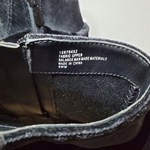 Torrid Velvet Bowtie Bootie Black 9WW - Picture 10 of 10